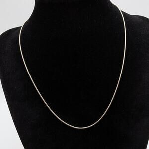 Sterling Silver 925 Dainty Minimalist Snake Chain Necklace 16in 1.1mm 3.44g